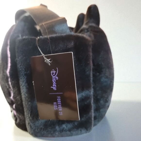 Stuffed Disney Black and White Crossbody Bag - Picture 4 of 6